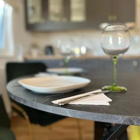 Apartment Halo Check In 24h Privat Parking