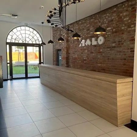 Halo Check In 24h Privat Parking * Wroclaw