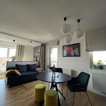 Halo Check In 24h Privat Parking * Βρότσλαβ