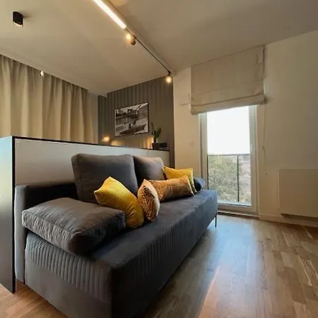 Halo Check In 24h Privat Parking Διαμέρισμα