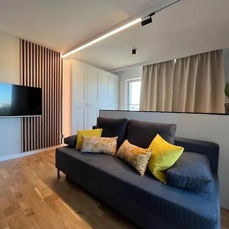 Halo Check In 24h Privat Parking Apartmán *