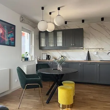 Halo Check In 24h Privat Parking Vratislav